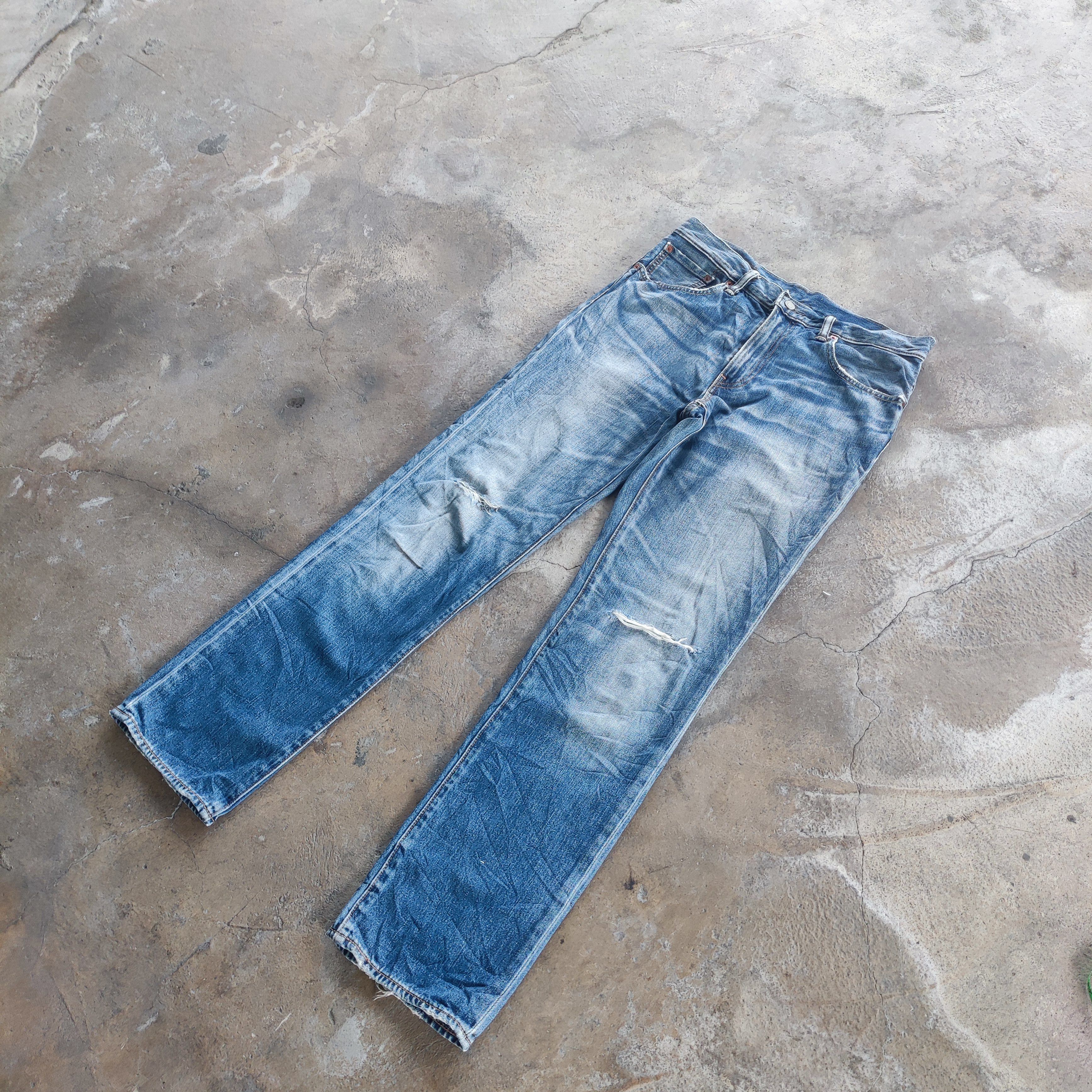 Levi's Vintage Levi's 505 Brand Ripped Jeans faded pants Size US 35 - 2 Thumbnail