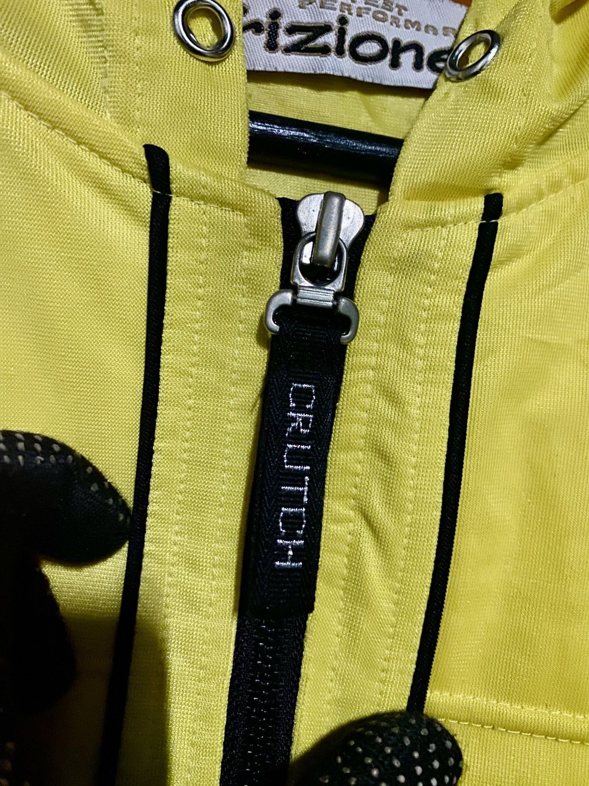 Vintage Vintage Frizione Yellow Sleeveless Hoodie Vest – Streetwear Size US L / EU 52-54 / 3 - 8 Thumbnail