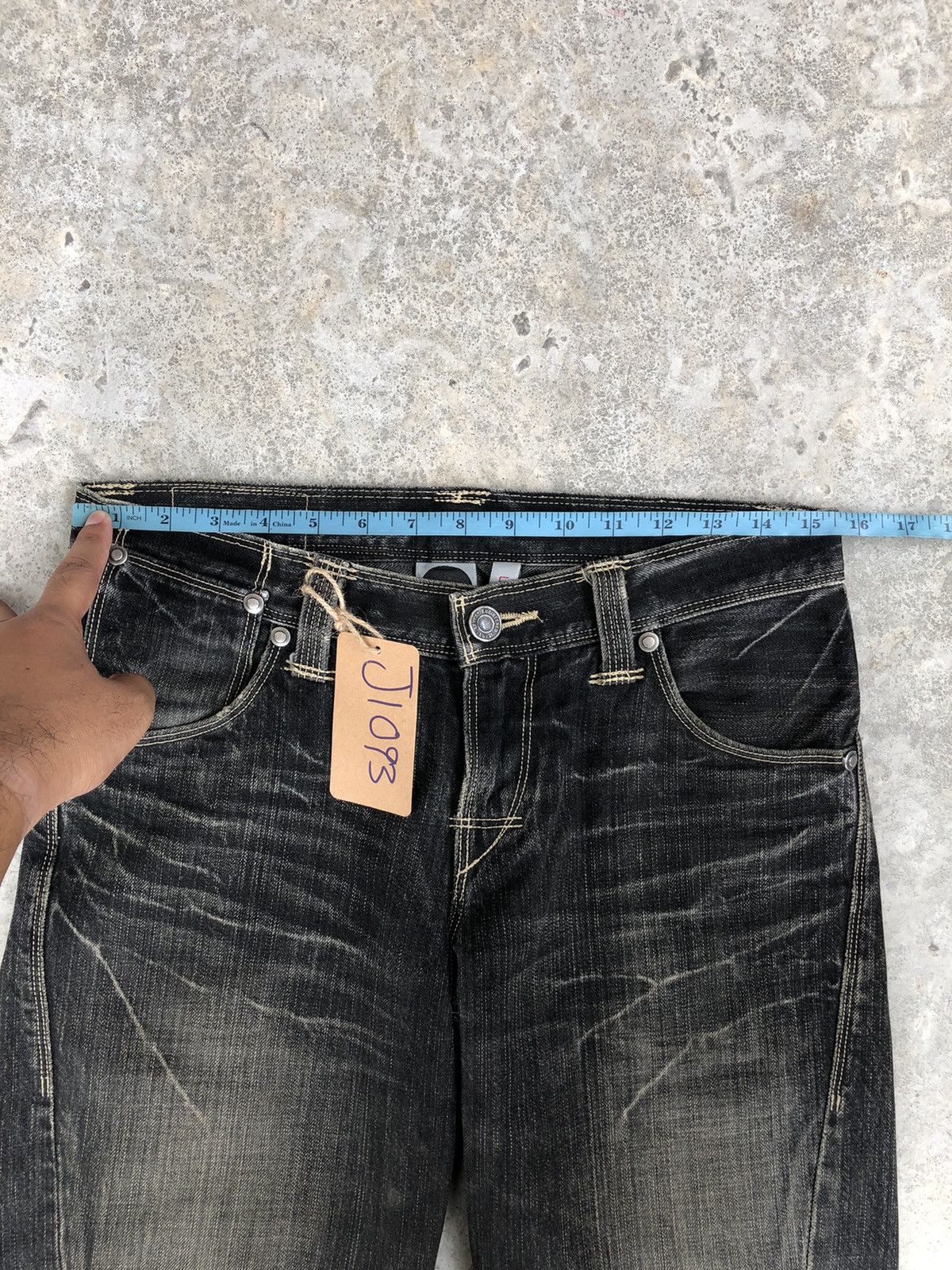 Levi's Y2k Levis Engineered Flared Jeans Distressed Jeans Size US 30 / EU 46 - 22 Thumbnail