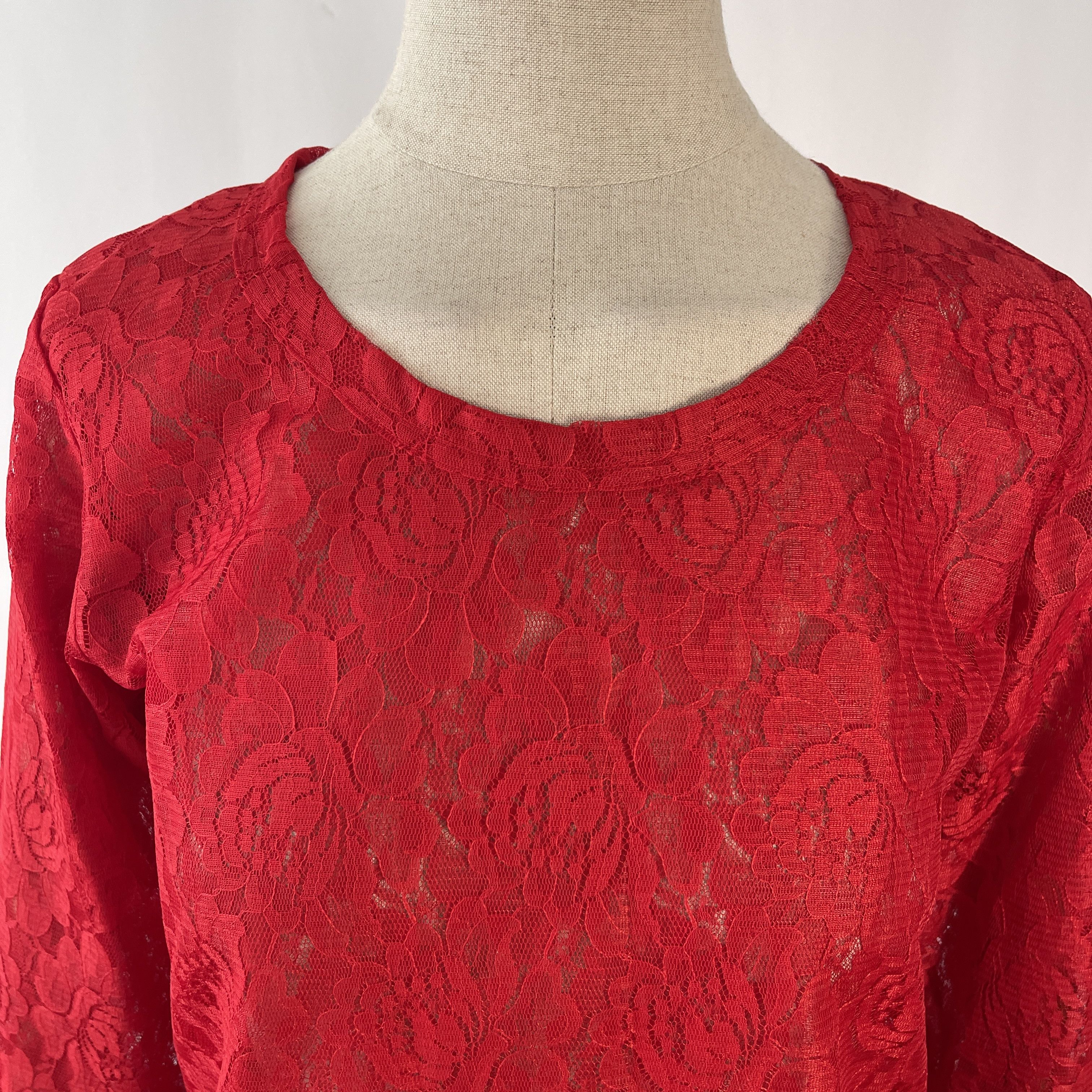Comme des Garcons COMME DES GARCONS Red Lace Top New with tags size M Size M / US 6-8 / IT 42-44 - 3 Thumbnail