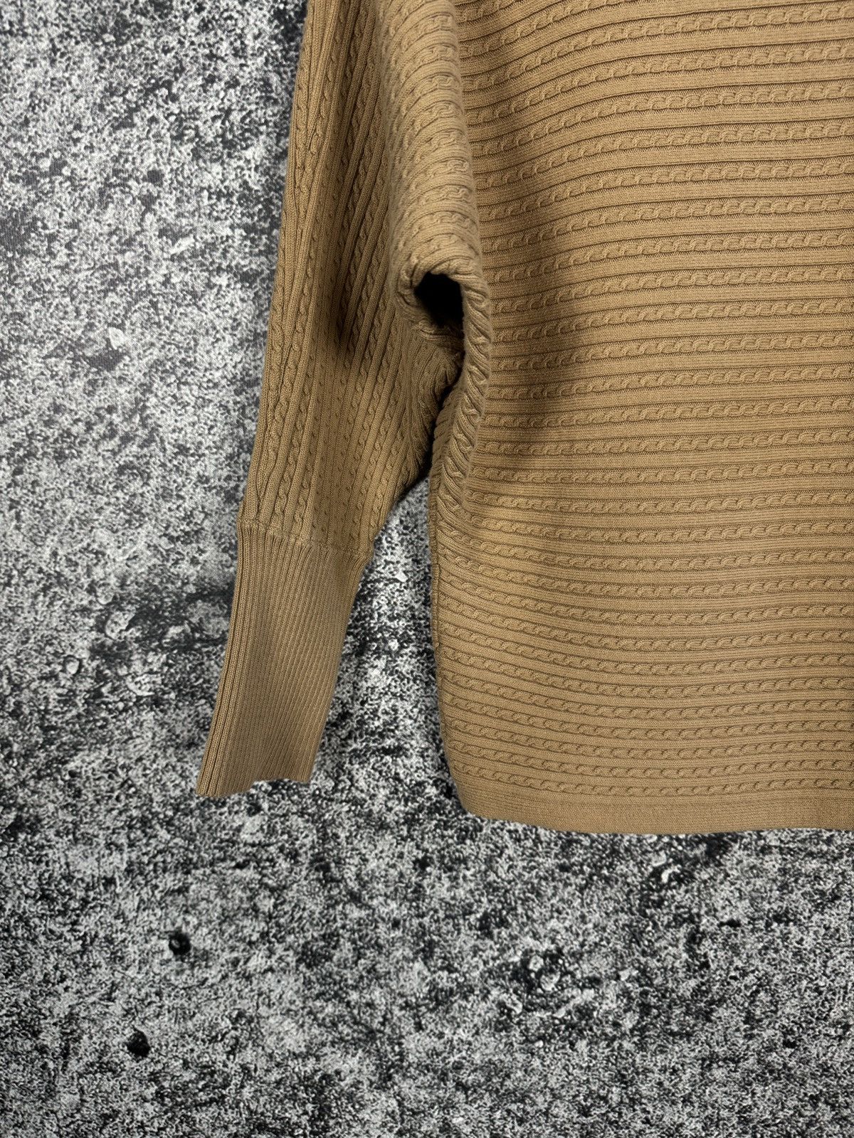 Ralph Lauren Black Label Lauren Ralph Lauren Sweater Camel Knit Pullover Black Label Size S / US 4 / IT 40 - 4 Thumbnail