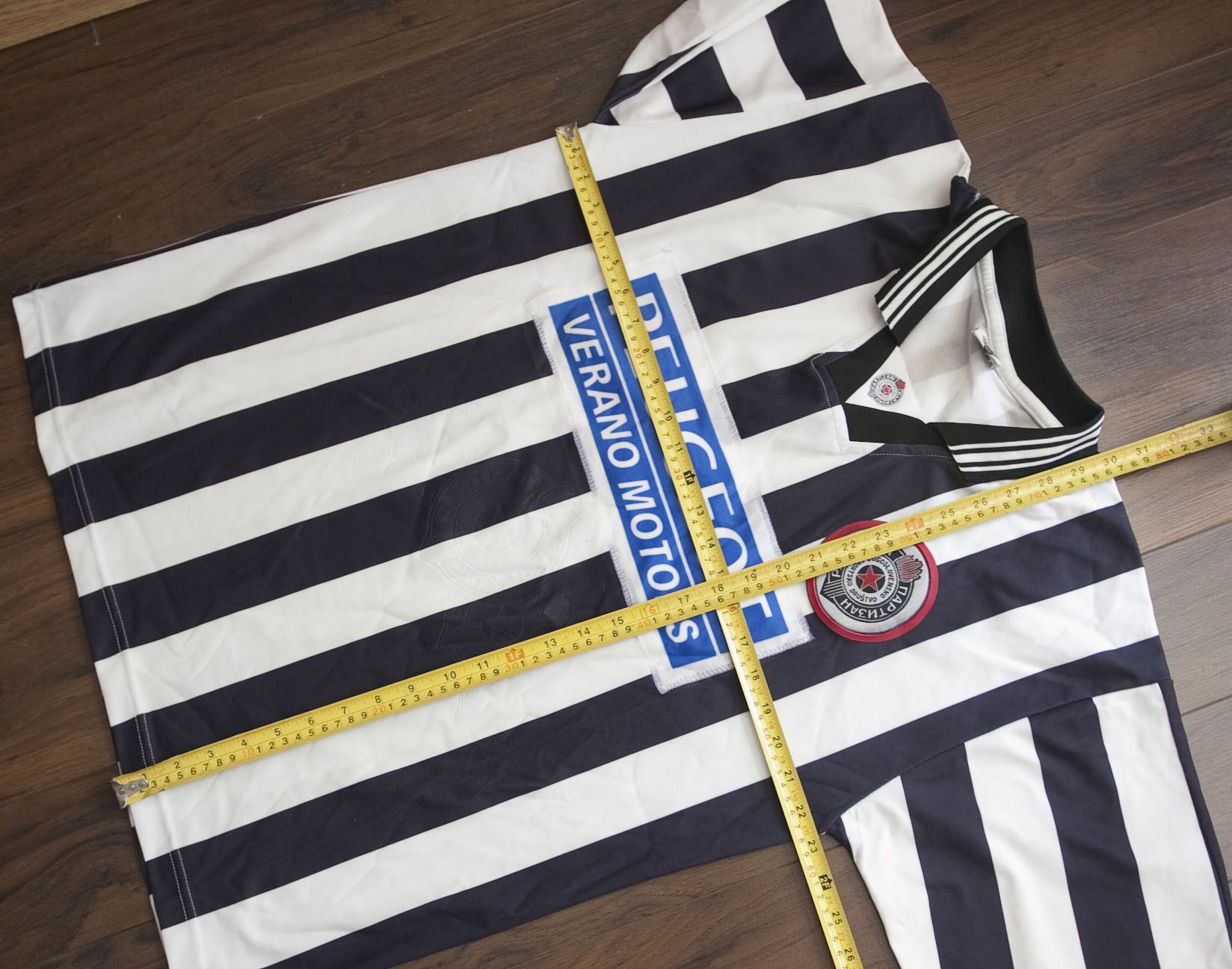 Other FK Partizan Belgrade Jersey Shirt Size L / XL Vintage Size US L / EU 52-54 / 3 - 6 Thumbnail