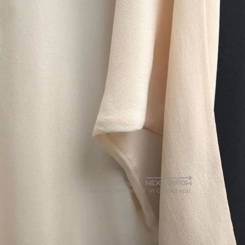 Givenchy Givenchy Silk Long Sleeve Shirt in Off White . Size M / US 6-8 / IT 42-44 - 5 Thumbnail