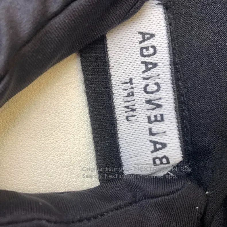 Balenciaga Balenciaga T-Shirt Size US S / EU 44-46 / 1 - 9 Thumbnail