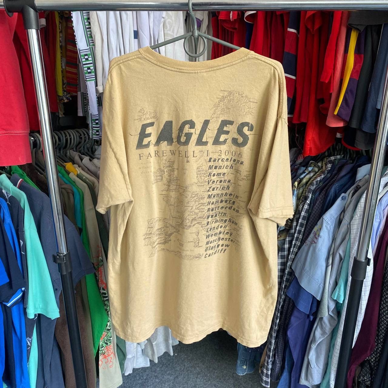Band Tees × Vintage Vintage Eagles Farewell Tour 2006 big graphic logo band tee Size US XL / EU 56 / 4 - 10 Thumbnail