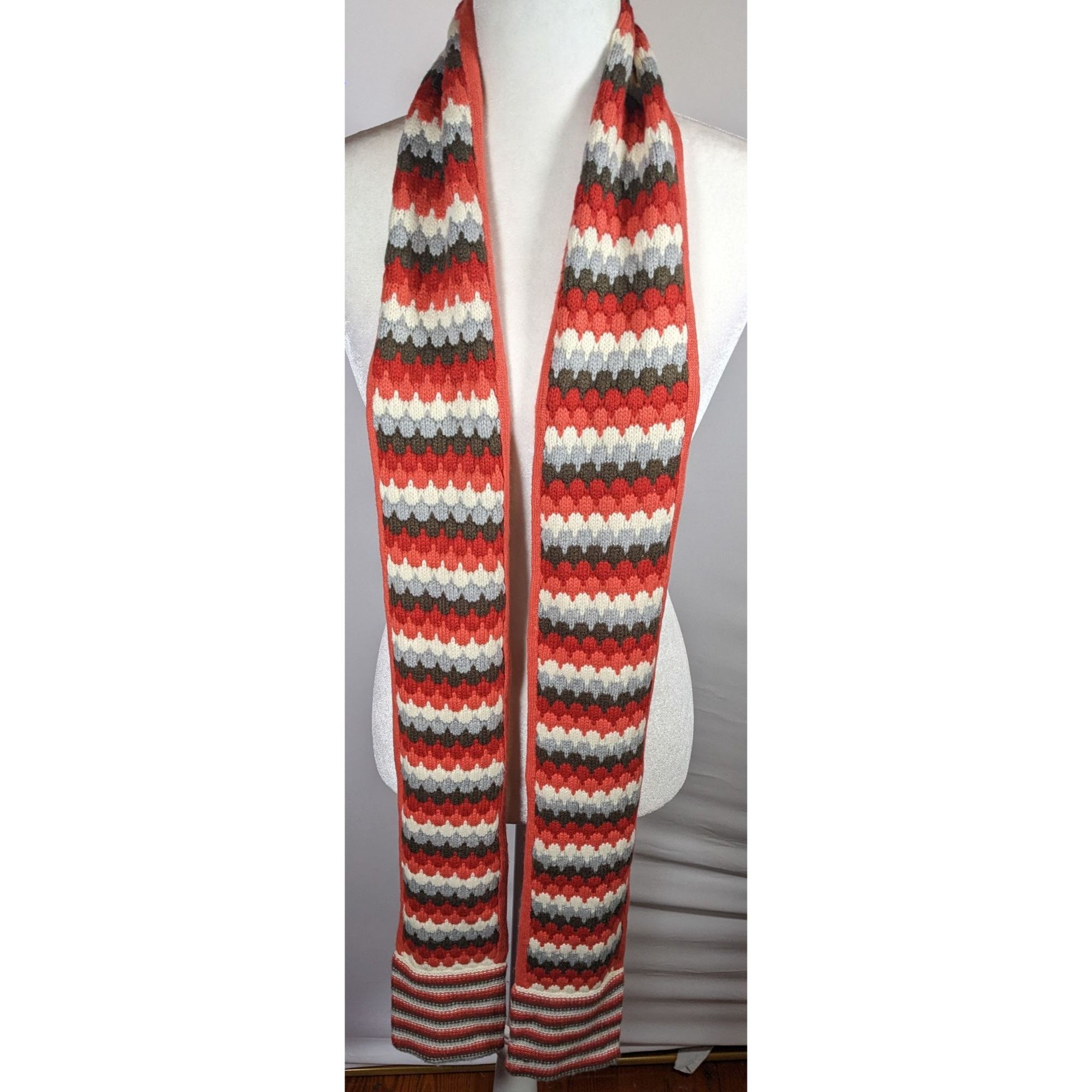 Other Retro Nostalgic Red Orange And Grey Striped Fish Scale Scarf Size ONE SIZE - 4 Thumbnail
