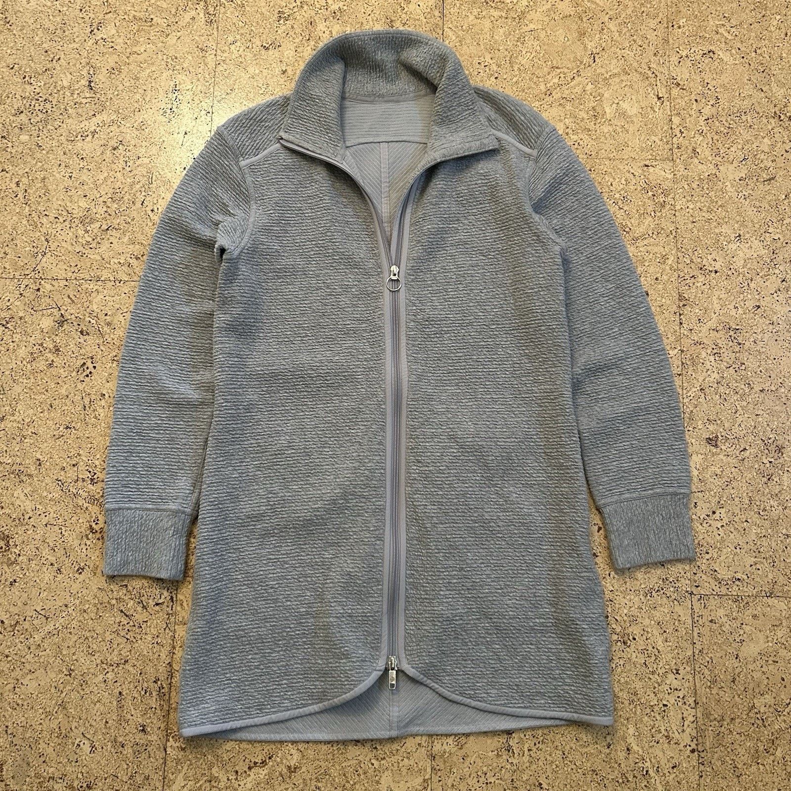 Lululemon In Stride Long Athletic Performance 2 Way Full Zip Jacket 6 Size M / US 6-8 / IT 42-44 - 1 Thumbnail