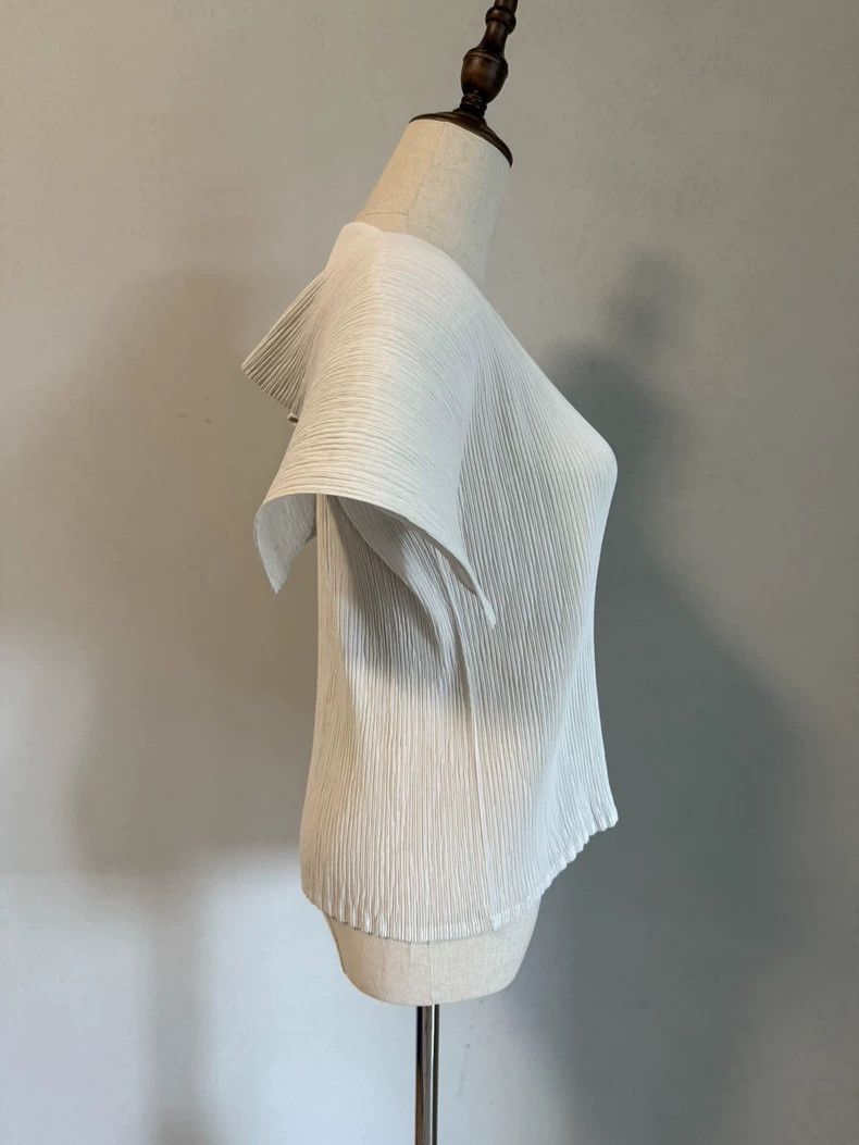 Issey Miyake Issey Miyake size:3 A white main line large lapel top Size S / US 4 / IT 40 - 3 Thumbnail