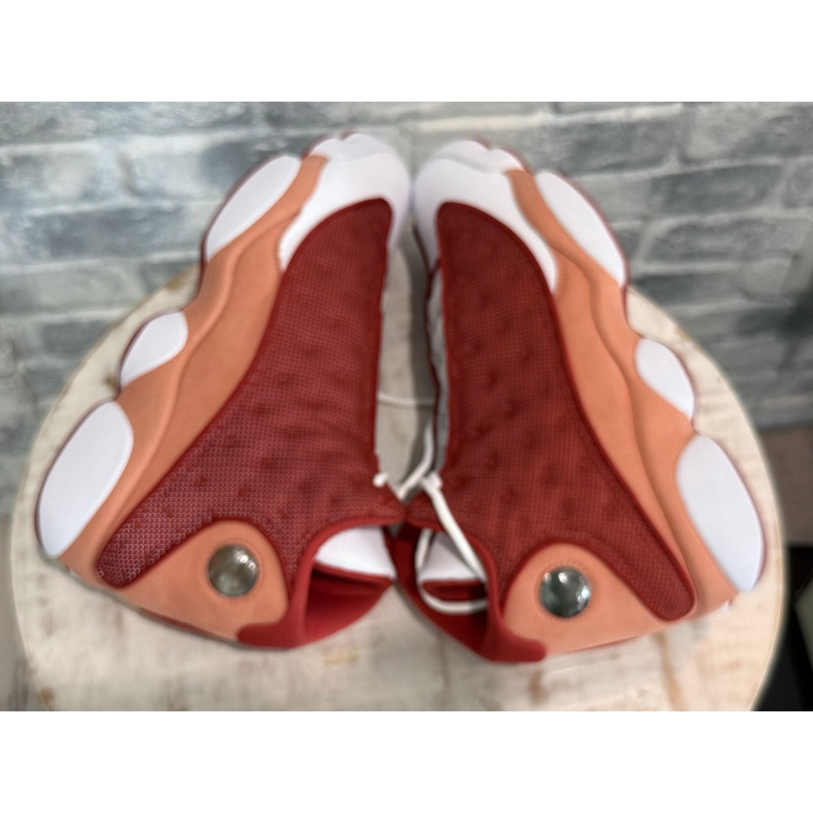 Jordan Brand Jordan 13 Retro Dune Red Size 10 DJ5982-601 DS Size US 10 / EU 43 - 8 Thumbnail