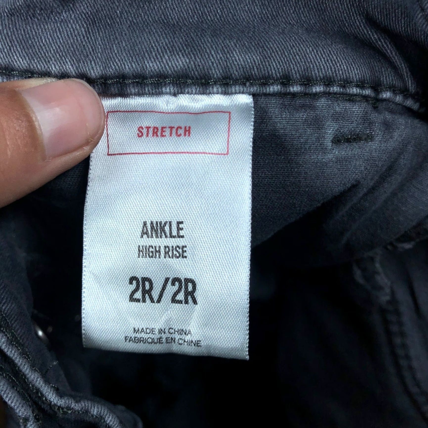 Express Express Womens Pants Black High Button Fly Cargo Joggers Zip Ankle Stretch 2R Size 27" / US 4 / IT 40 - 5 Thumbnail