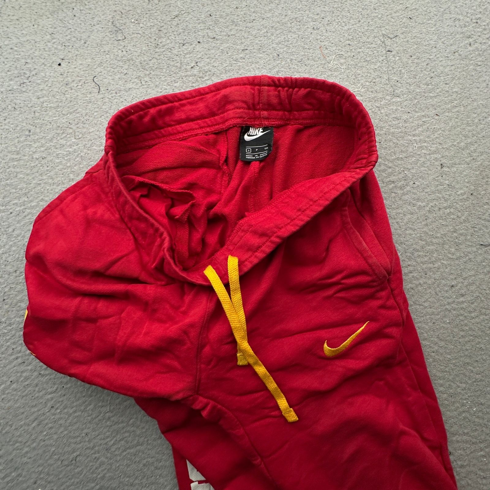 Nike Nike Sweatpants Jogger Club Fleece Logo Graphic Red Small Size US 32 / EU 48 - 11 Thumbnail
