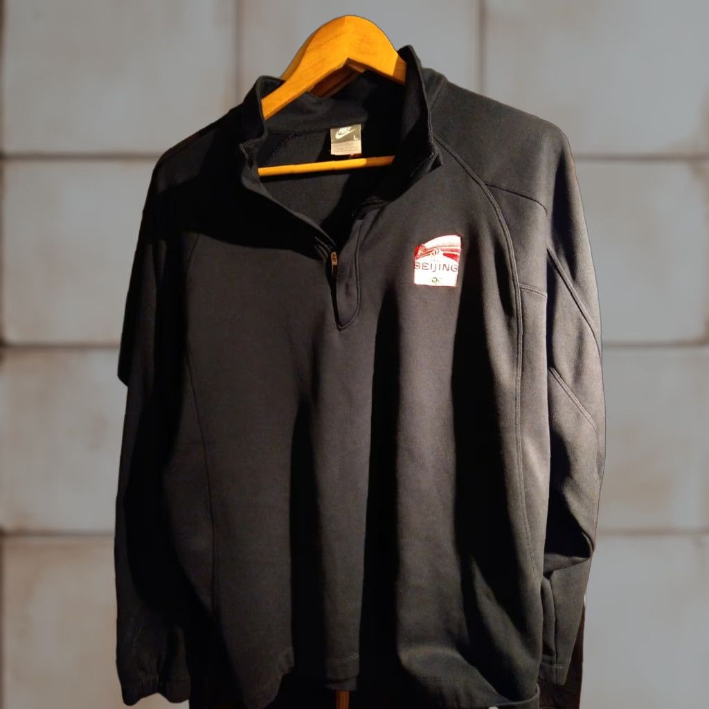 Nike VINTAGE Nike Beijing Olympics NBC Crew Shirt Collar Zip L Men Navy Blue SKU L Shirt Size US L / EU 52-54 / 3 - 1 Thumbnail