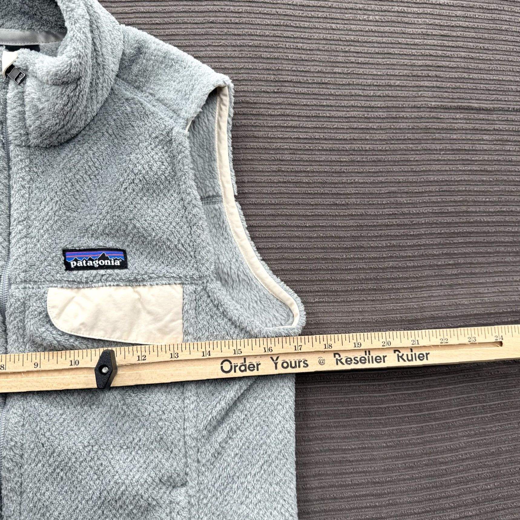 Patagonia Patagonia Vest Womens Small Gray Full Zip Fleece Synchilla Numinous Coffee Embroidered Size S / US 4 / IT 40 - 6 Thumbnail
