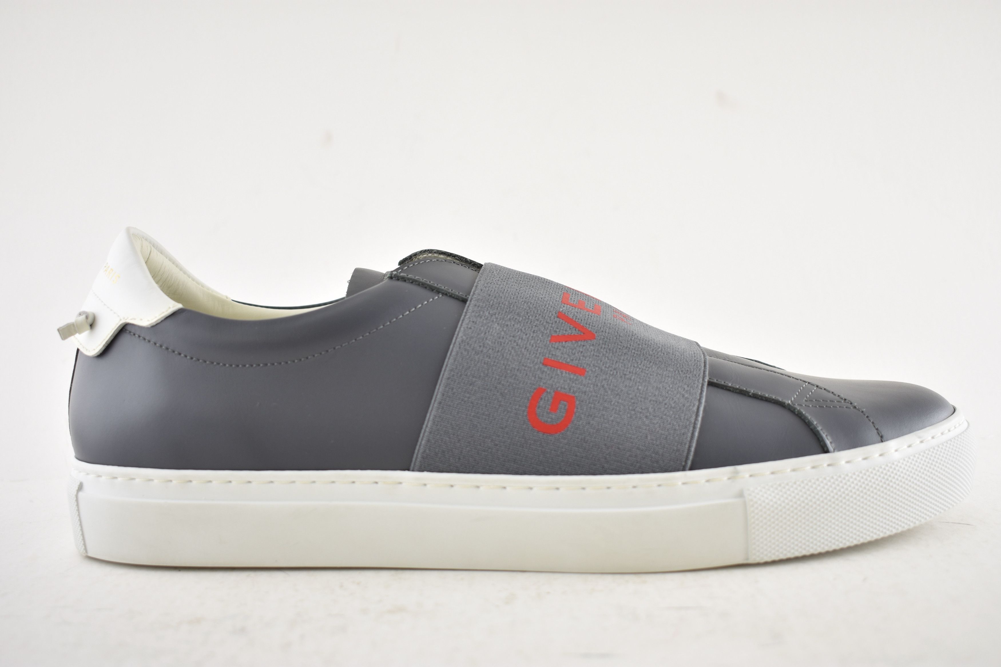 Givenchy Givenchy Urban Street Red Logo White Low Top Sneaker 44 11 Size US 11 / EU 44 - 3 Thumbnail