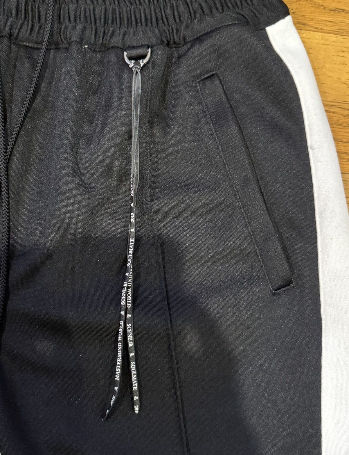 Mastermind Japan Mastermind Japan track pants sz medium Japanese Size US 32 / EU 48 - 5 Thumbnail