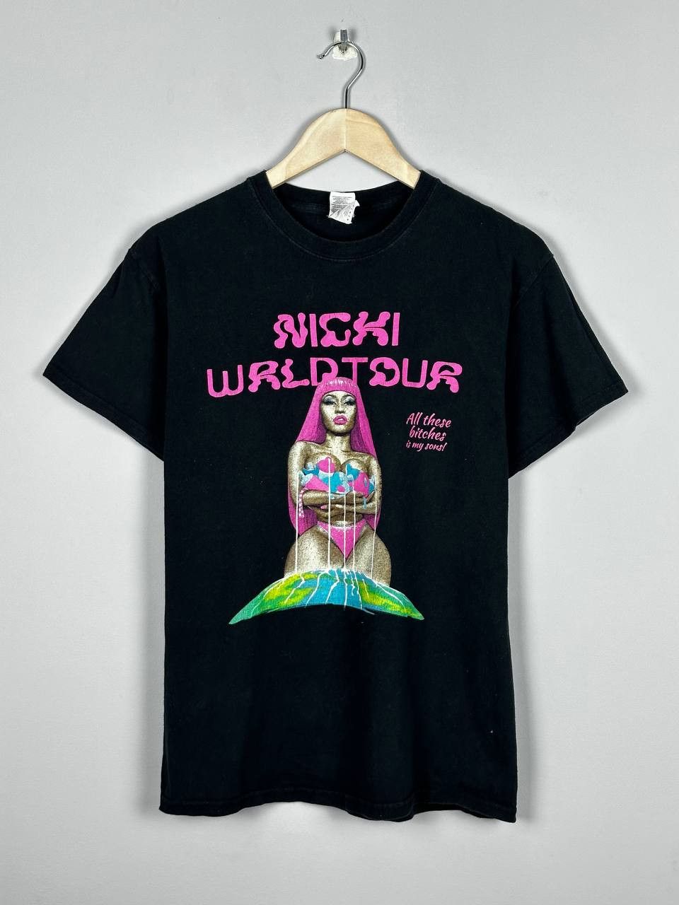 Band Tees Nicki minaj World Tour 2019 concert t shirt big log print Size M / US 6-8 / IT 42-44 - 1 Thumbnail