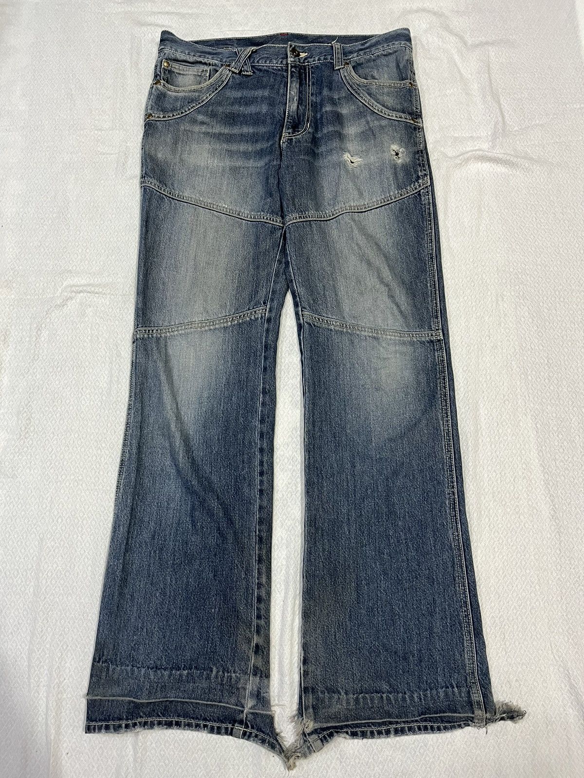 If Six Was Nine Batsu flared jeans Size US 33 - 1 Thumbnail