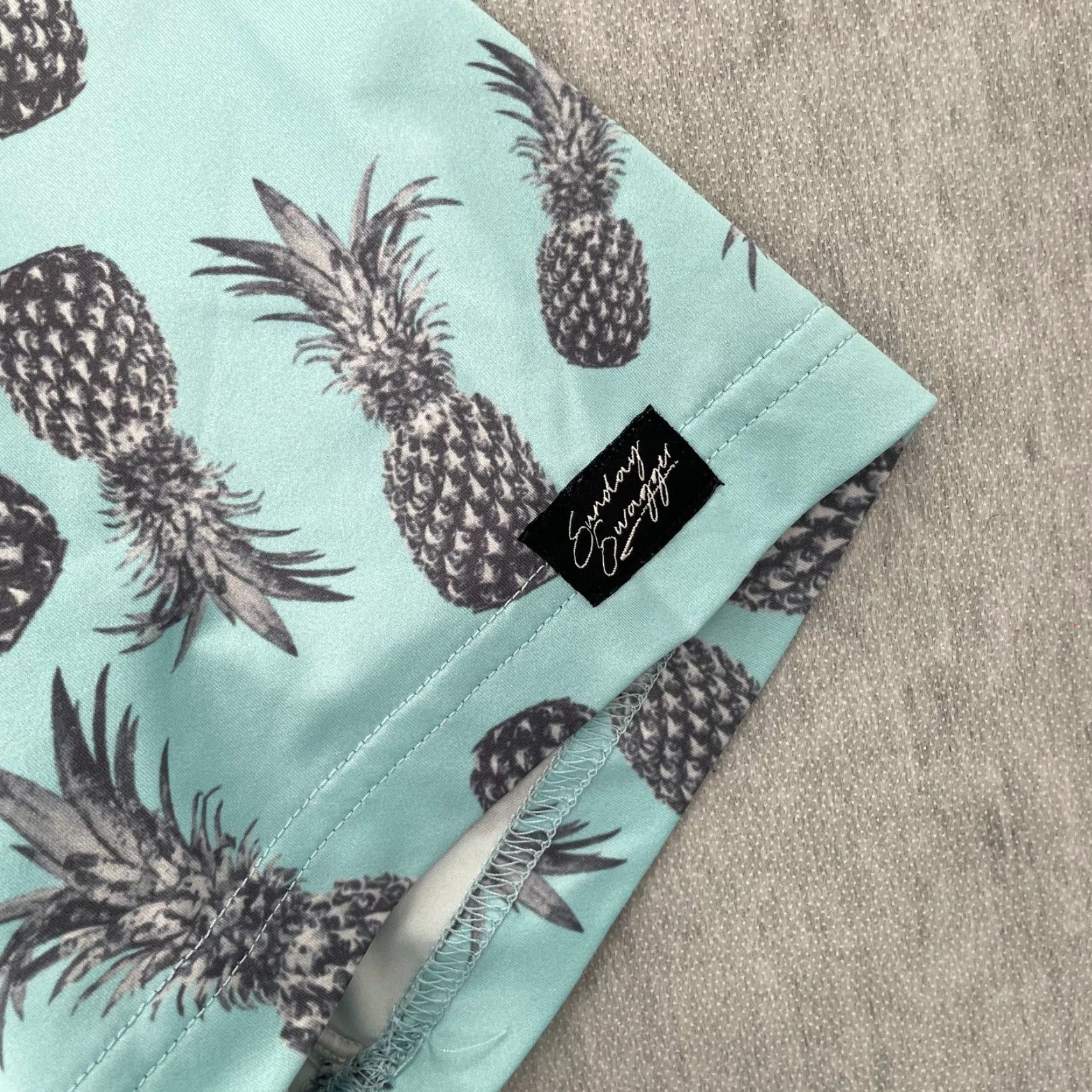 Vintage Sunday Swagger Shirt 2XL Adult Polo Short Sleeve Performance Golf Mens XXL Blue Pineapple Caml?? Size US XXL / EU 58 / 5 - 4 Thumbnail