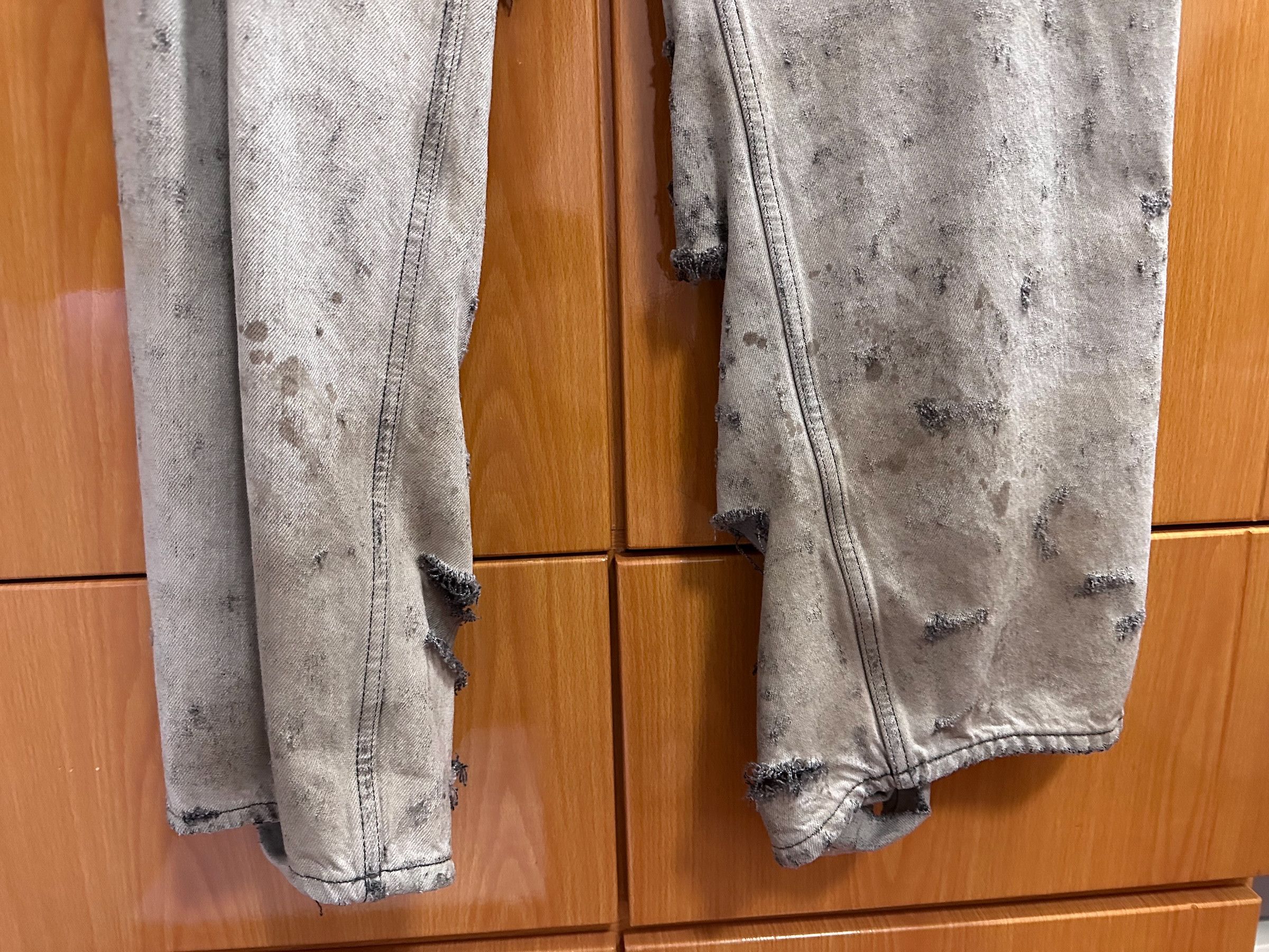 Balenciaga Balenciaga 22SS Super Destroyed Jeans in Light Grey Size US 32 / EU 48 - 5 Thumbnail