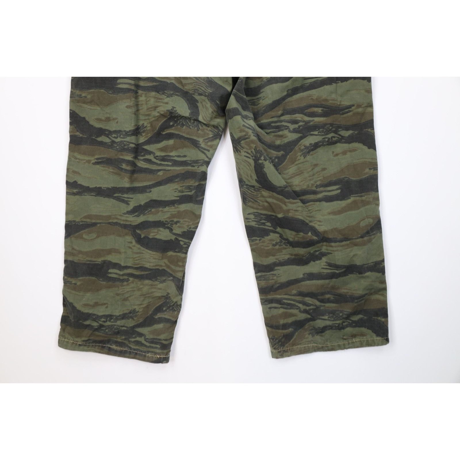 Vintage Vinateg 70s 2 Piece Ripstop Tiger Stripe Camouflage Suit Size US XL / EU 56 / 4 - 20 Thumbnail