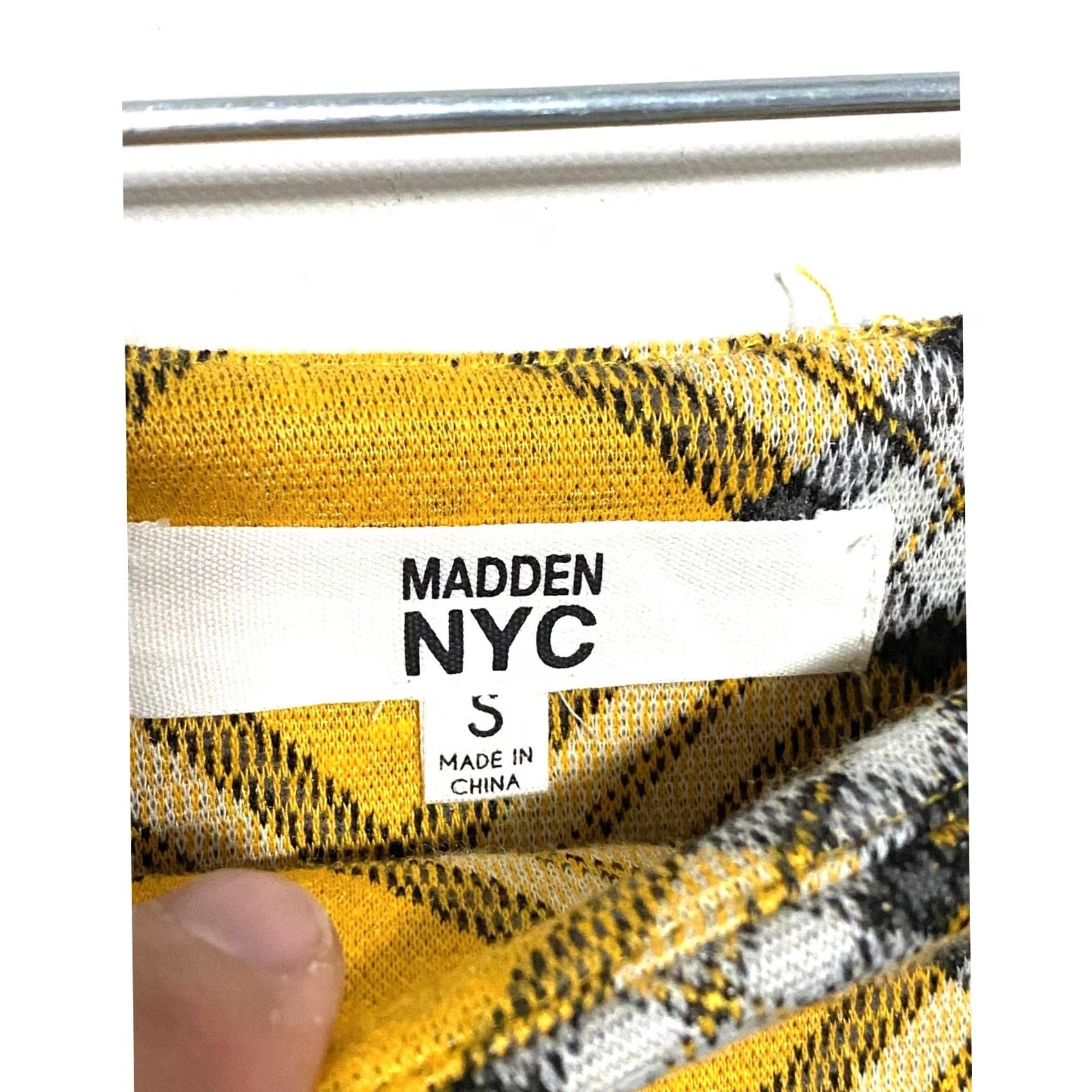 Vintage Madden NYC Side Lace Yellow Plaid Mini Skirt S School Girl Preppy Y2K Academia Skirt Women Junior S Yellow Plaid Mini Skirt Girls/Women Size 28" / US 6 / IT 42 - 6 Thumbnail