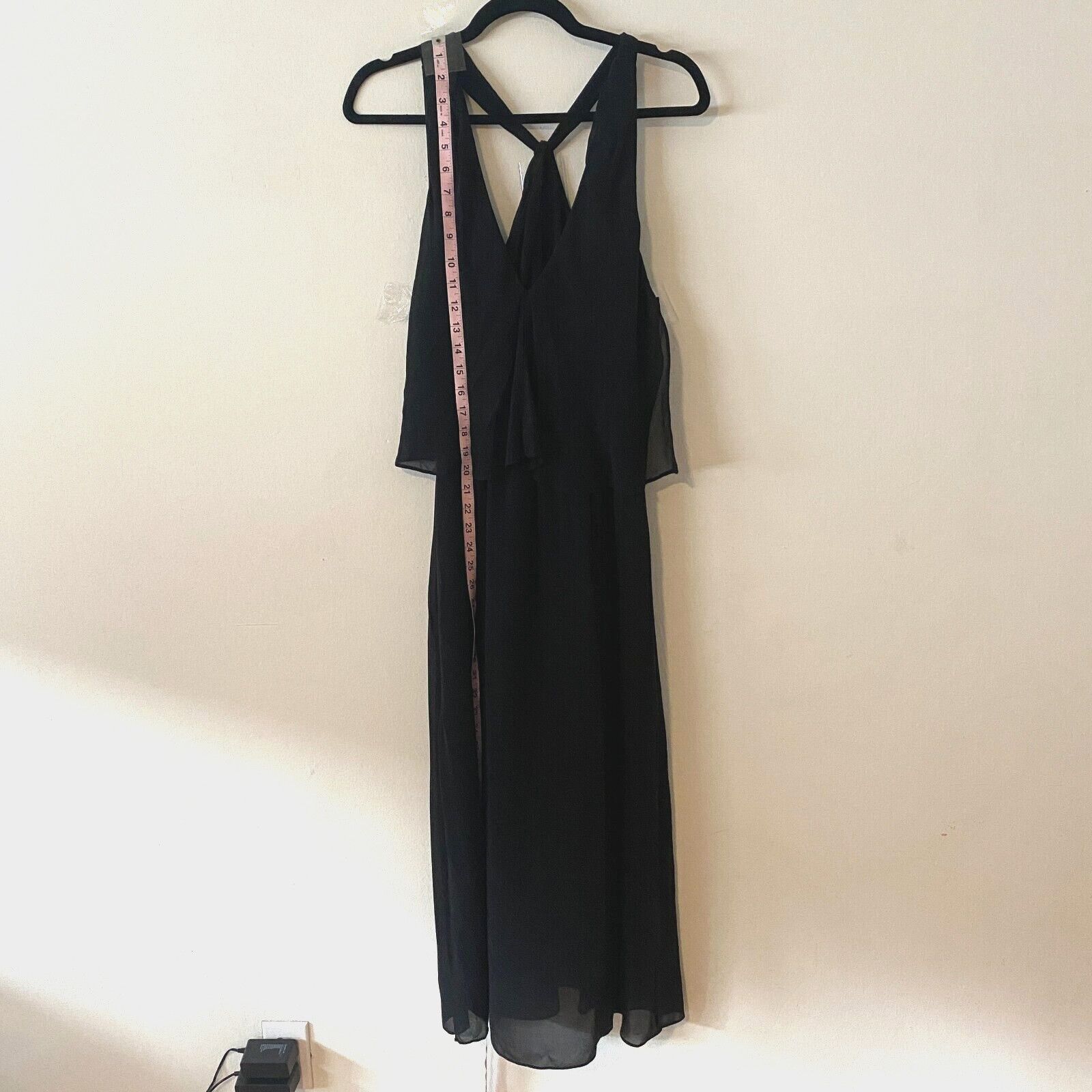 Aritzia Aritzia Babaton Black SILK Chiffon VNeck Racerback Maxi S Size S / US 4 / IT 40 - 10 Thumbnail