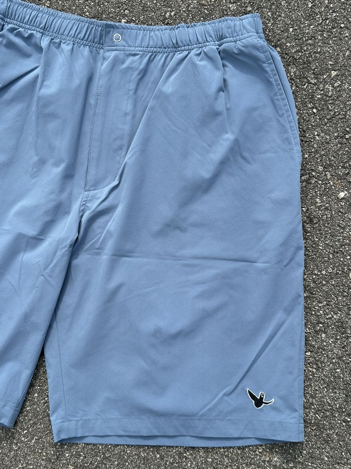 Shorty's Skateboards shorts featuring "MARK GONZALEZ" and "hang around". Size US 32 / EU 48 - 3 Thumbnail
