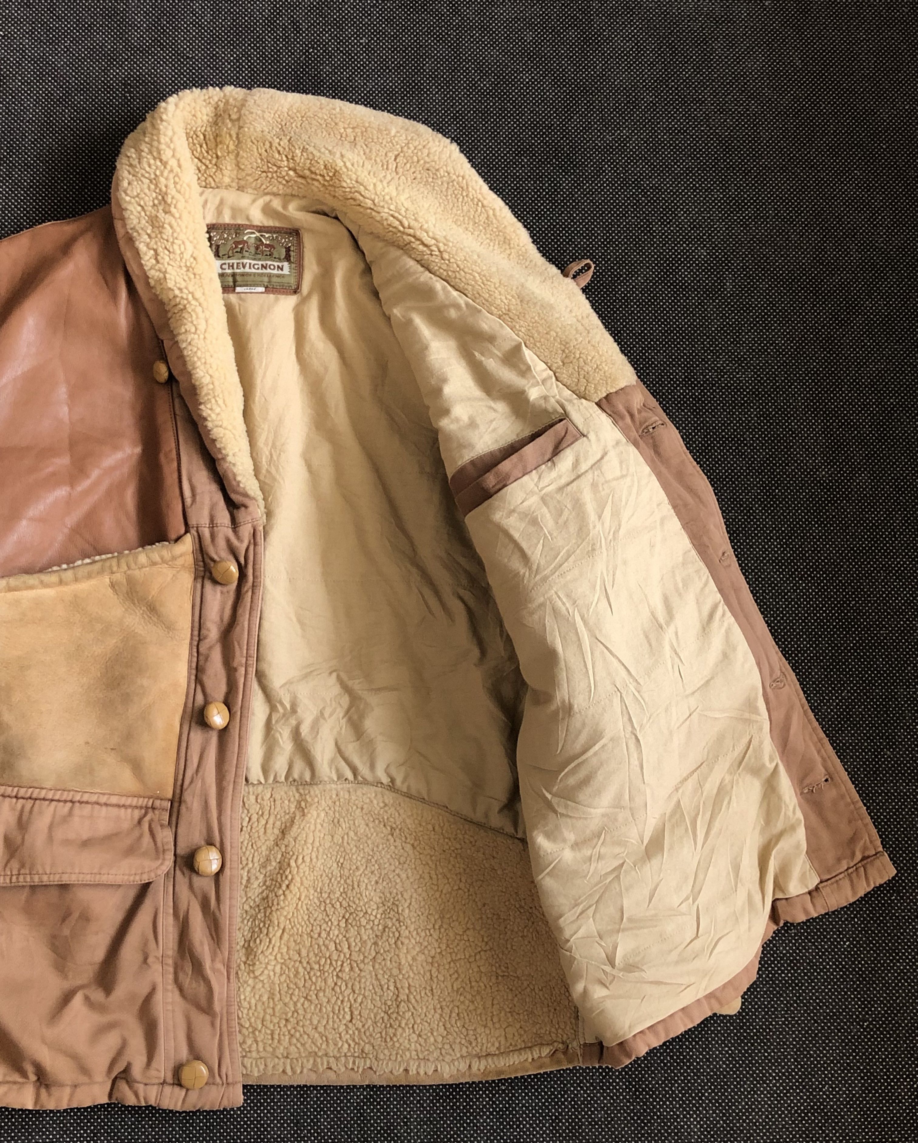 Chevignon RARE🔥VINTAGE CHEVIGNON YOKES LEATHER SHEARLING JACKET Size US XL / EU 56 / 4 - 7 Thumbnail