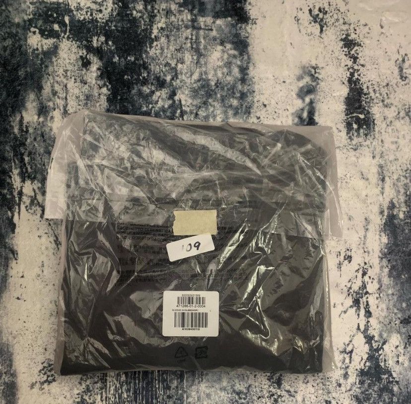 Gap Brand New YZY Gap 53 Dove 3/4 Shirt Dark Grey Size Large Size US L / EU 52-54 / 3 - 4 Thumbnail