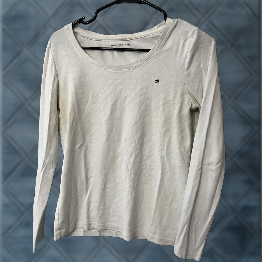 Tommy Hilfiger Tommy Hilfiger Shirt Womens Adult Medium White Long Sleeve Casual Preppy Size M / US 6-8 / IT 42-44 - 1 Thumbnail