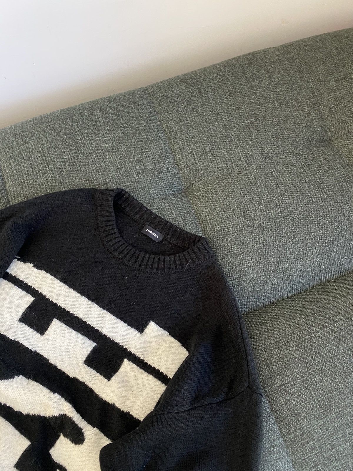 Diesel Diesel Vintage Sweater Crewneck Big Logo Knitwear Japanese Size US L / EU 52-54 / 3 - 5 Thumbnail