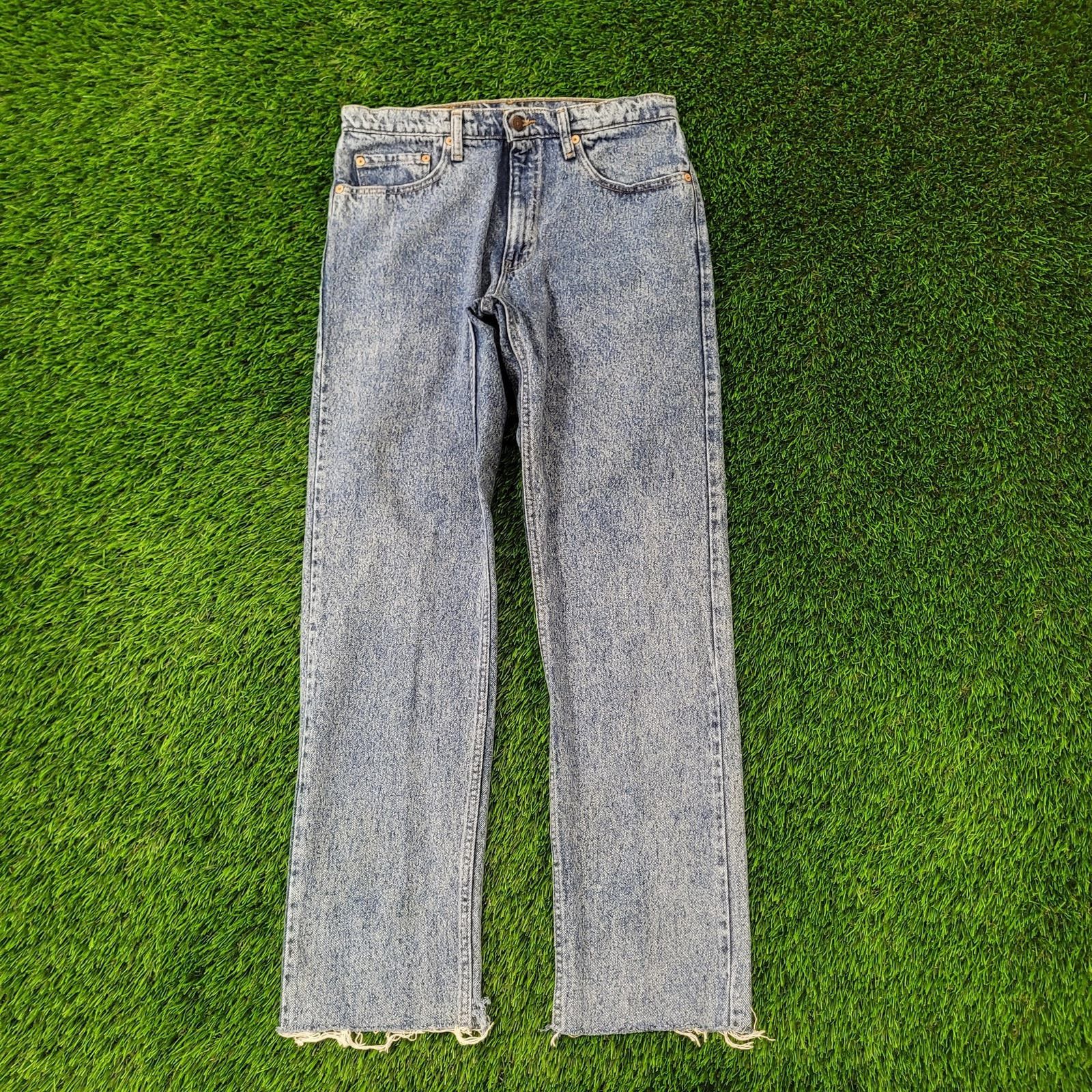 Image of Levis Vintage 505 Levi Straight Frayed Jeans Womens 11/12 31X31 in Blue