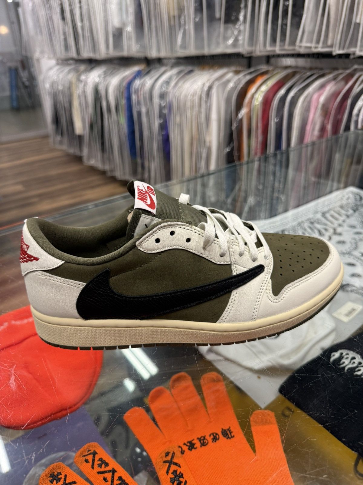 Nike Travis Scott x Air Jordan Low OG SP ‘Medium Olive’ Size US 10 / EU 43 - 1 Thumbnail