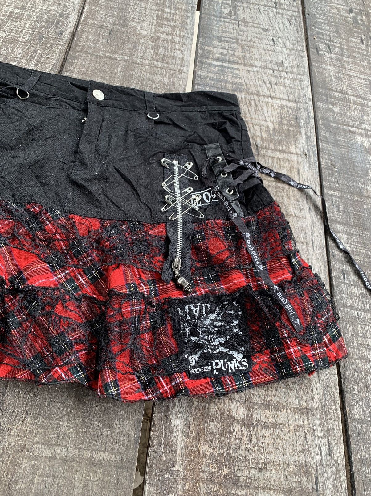 Japanese Brand Mad punk mini skirt nice design Size 31" - 3 Thumbnail