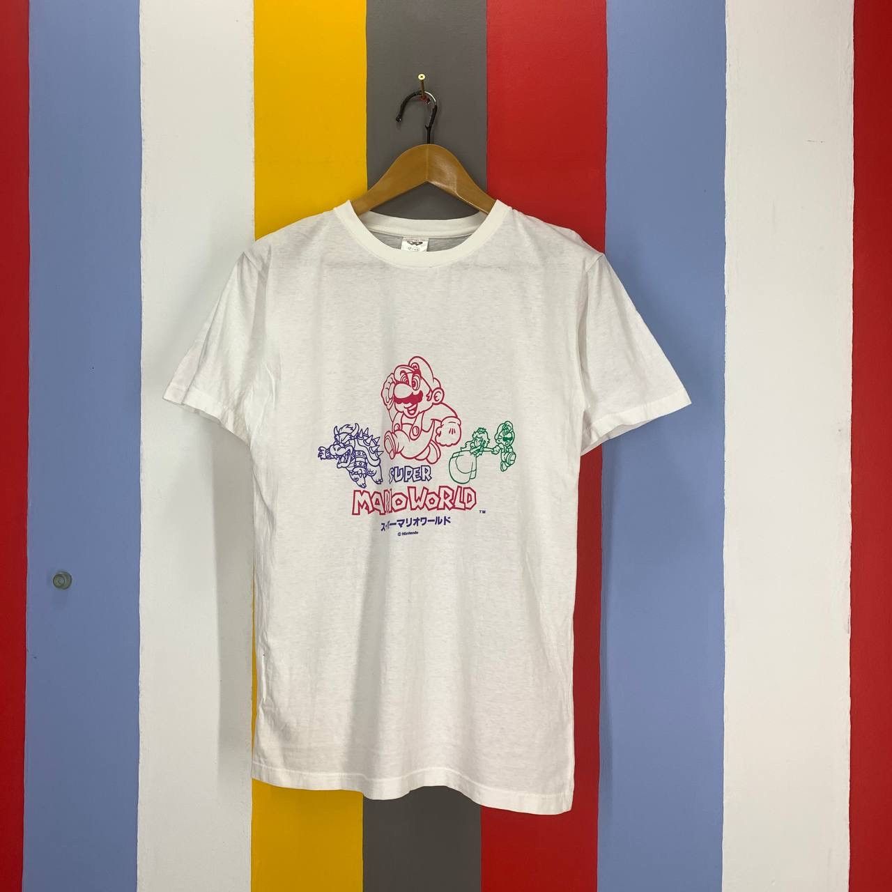 Nintendo 90s Vintage SUPER MARIO WORLD T Shirt #2501/L Size US M / EU 48-50 / 2 - 1 Thumbnail