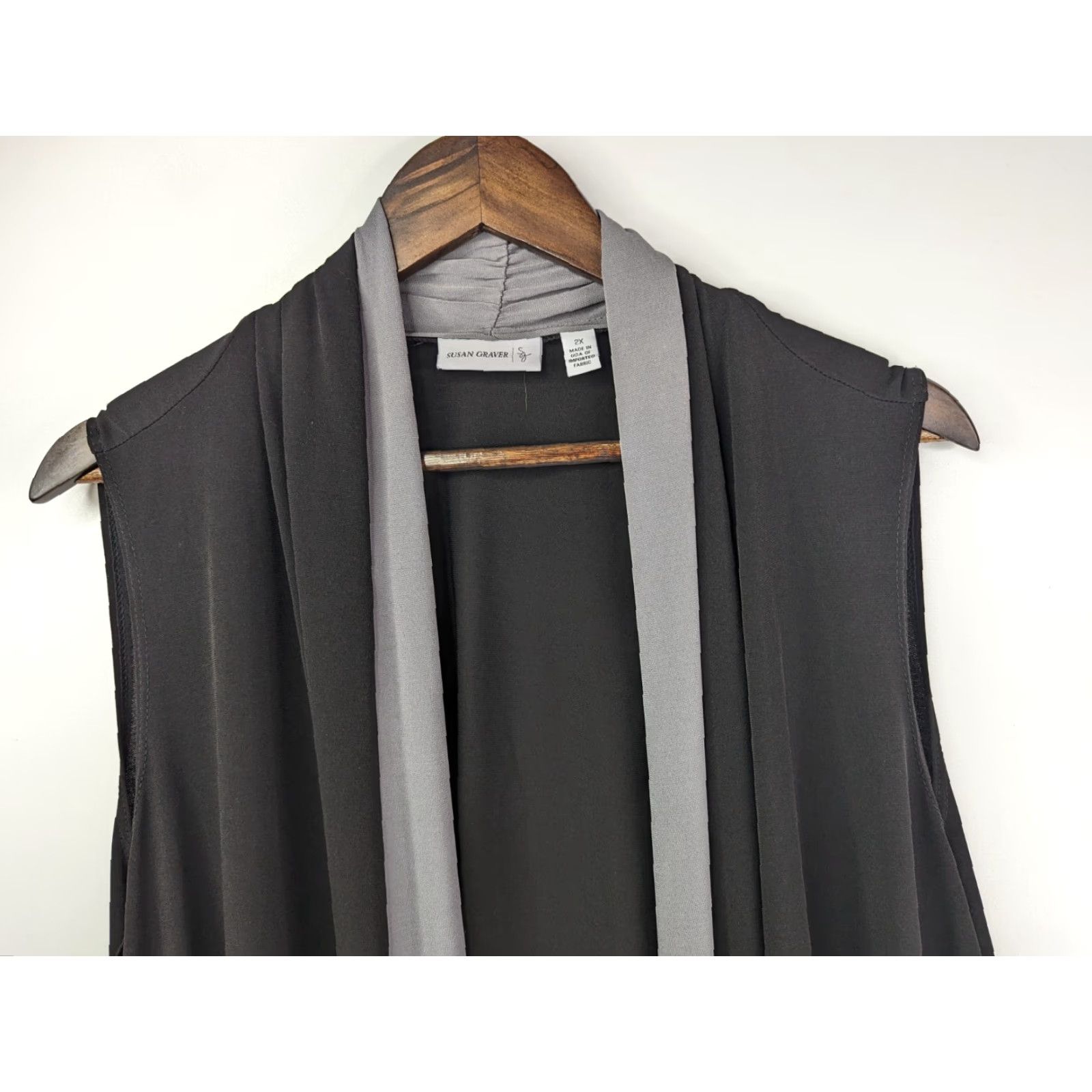 Vintage Susan Graver Cardigan Womens 2X Sleeveless V-Neck Black Grey Open Front Knit Sweater Casual Workwear Night Party (All Seasons) US Size XXL / US 16-18 / IT 52-54 - 2 Thumbnail
