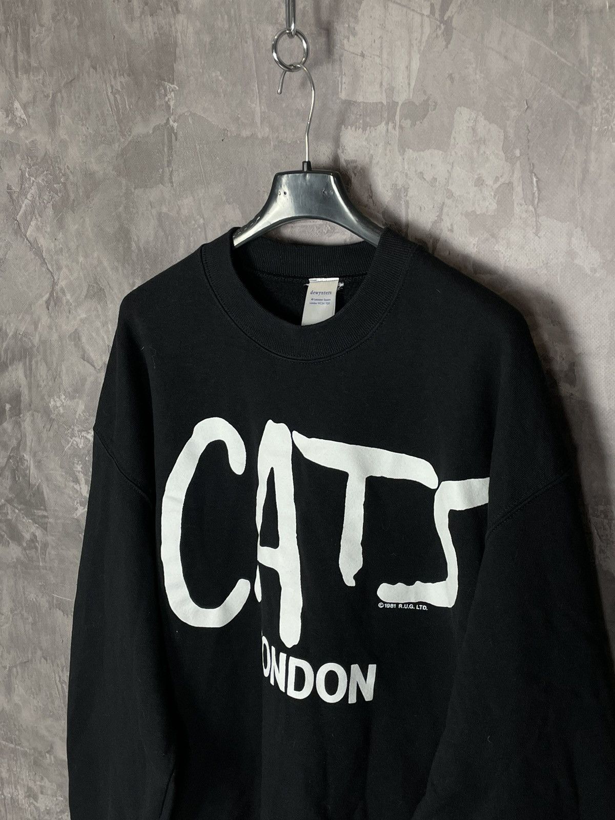 Band Tees × Vintage Cats London opera 80’s 1981 Avant Garde Cutie Sweatshirt Size US XL / EU 56 / 4 - 7 Thumbnail