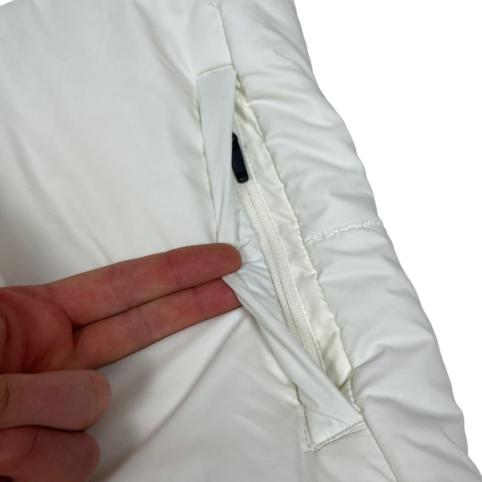 Nike Nike Women's White Outdoor Hooded Full Zip Puffer Jacket XS Size XS / US 0-2 / IT 36-38 - 7 Thumbnail
