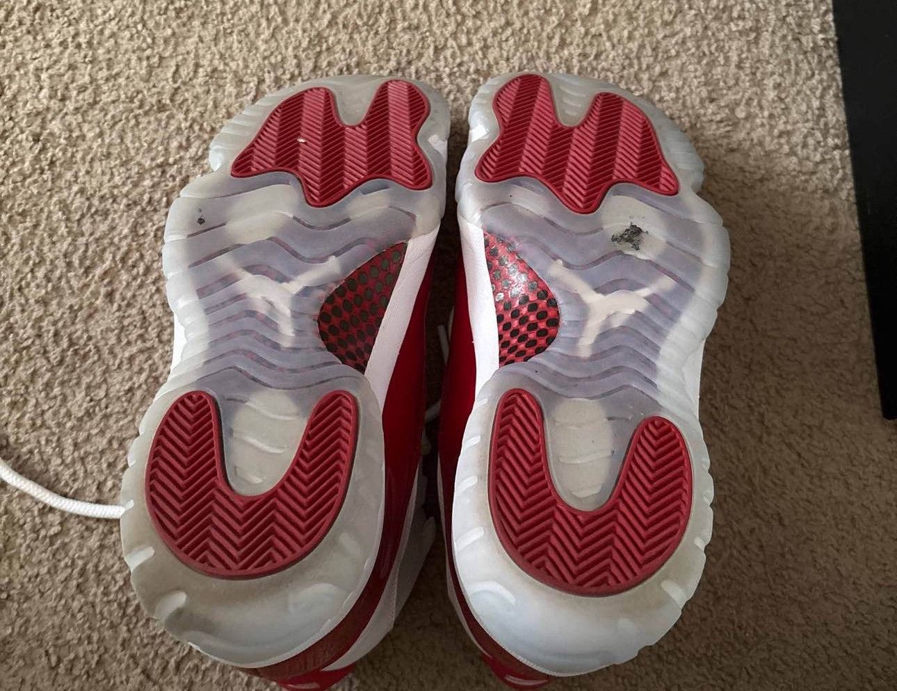 Jordan Brand Jordan 11 cherry Size US 10 / EU 43 - 6 Thumbnail