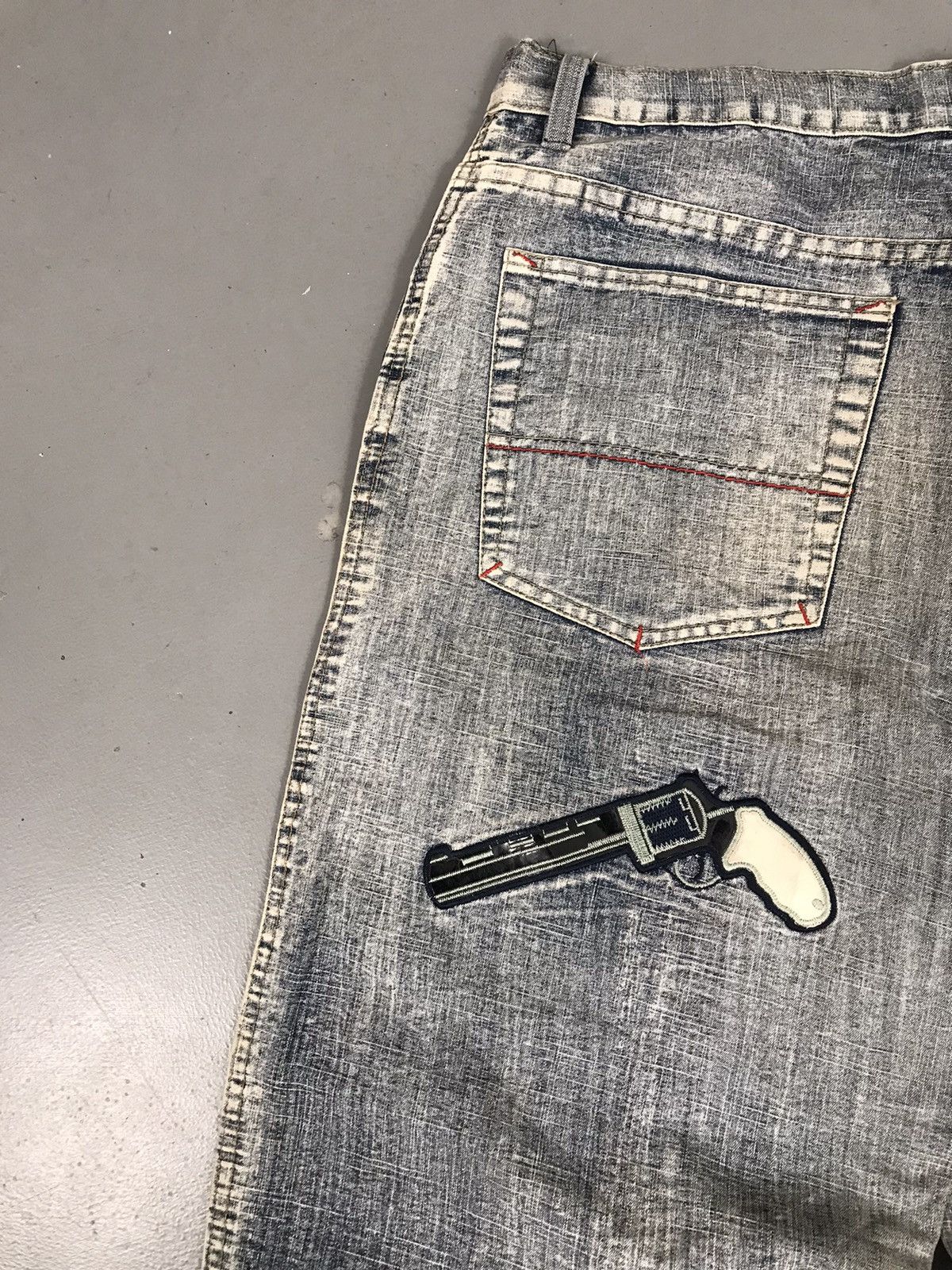 Vintage Vintage Y2K 50 cent Guns crazy embroidered baggy fit denim Size US 35 - 13 Thumbnail