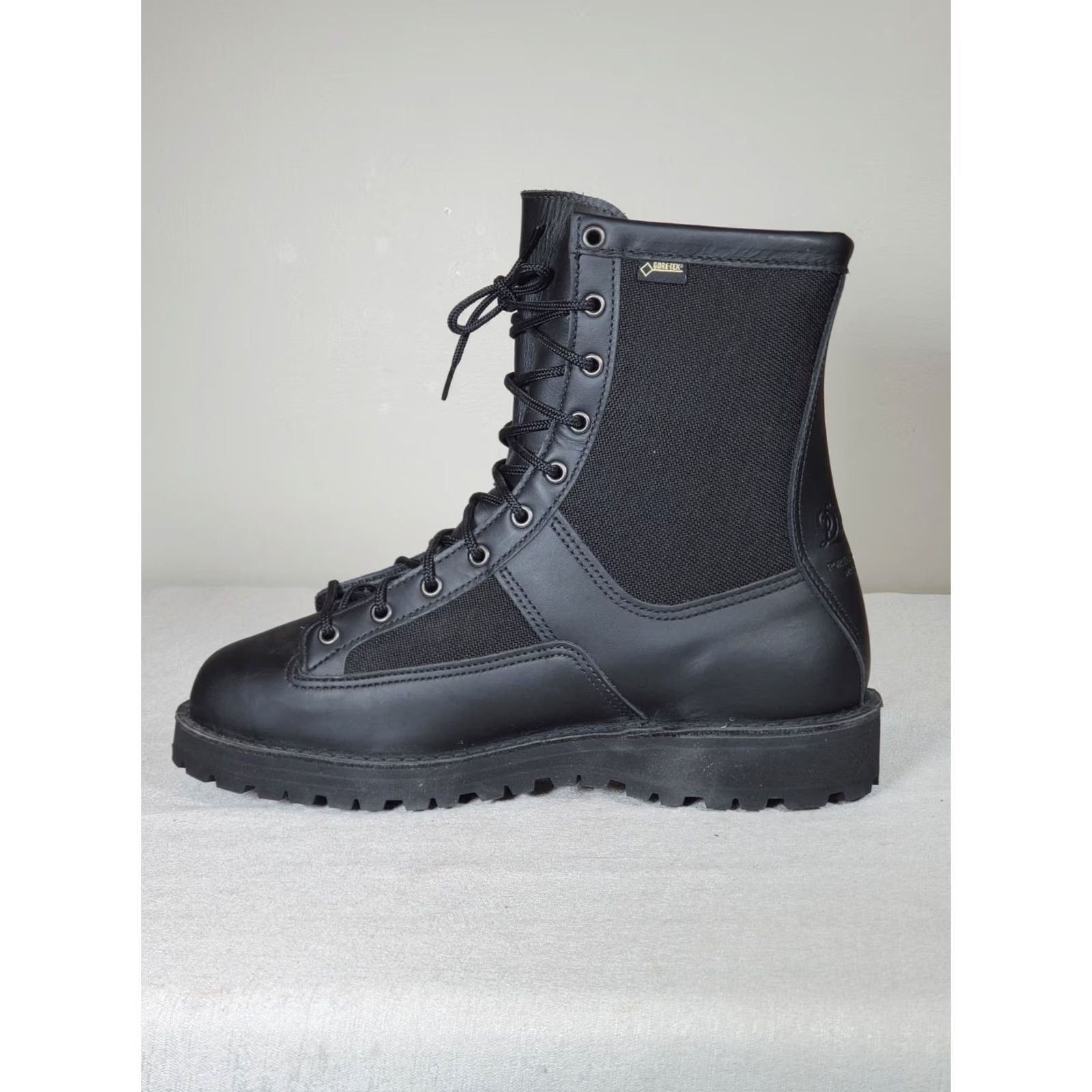 Danner Danner Acadia 8" Black Insulated 200G Boots GTX Waterproof 69210 US 10 D Men Size US 10 / EU 43 - 3 Thumbnail