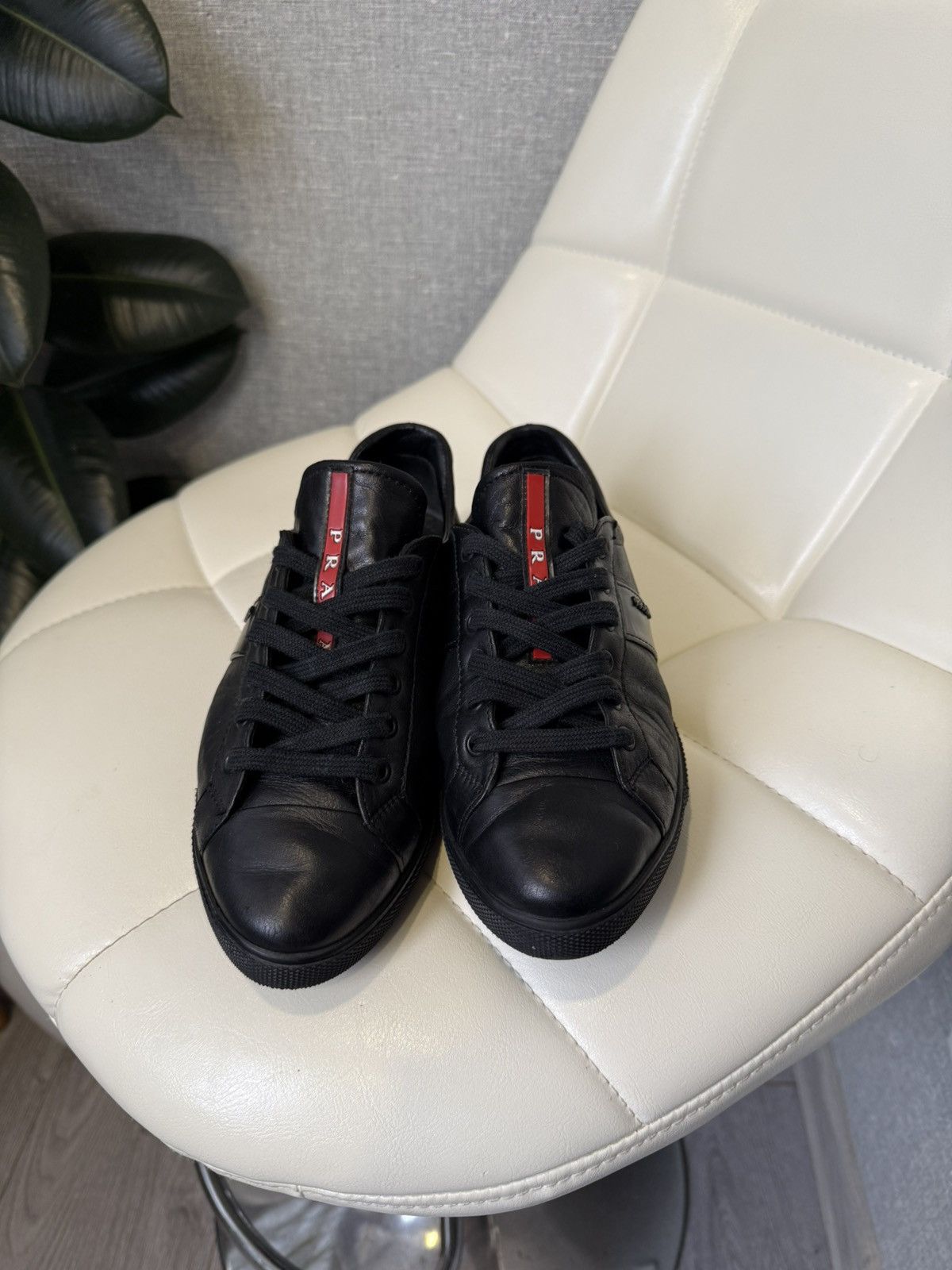 Prada Prada Black Leather Low-Top Sneakers with Red Stripe Logo Size US 7 / IT 37 - 16 Thumbnail