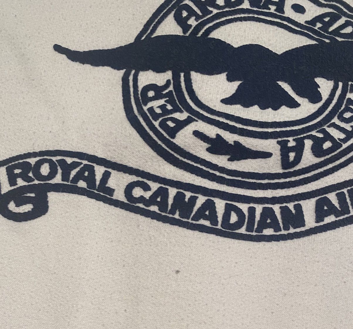 Vintage Vintage 80’s Streetwear Canadian Airforce Crewneck M Size US M / EU 48-50 / 2 - 8 Thumbnail