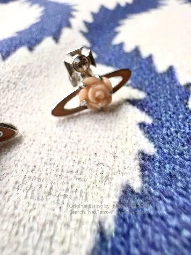 Vivienne Westwood Vivienne Westwood Pink Saturn Rose Earrings. Size ONE SIZE - 3 Thumbnail