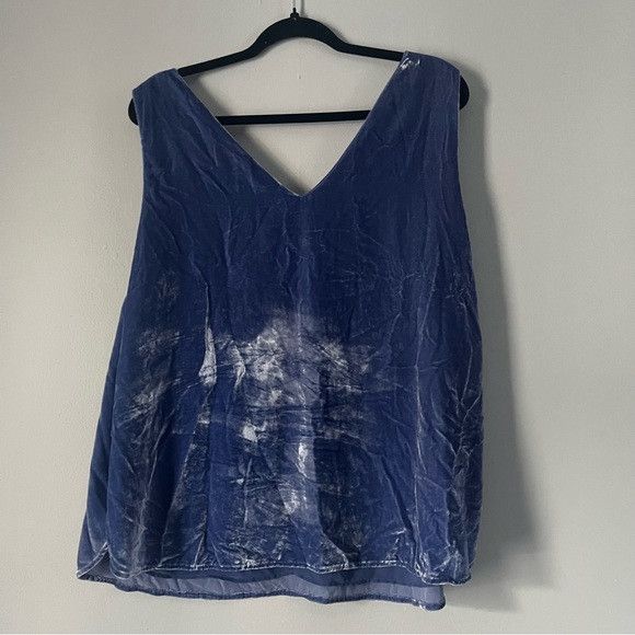 Loft LOFT Velvet Shell V-Neck Blouse size plus 14 Size XL / US 12-14 / IT 48-50 - 2 Thumbnail