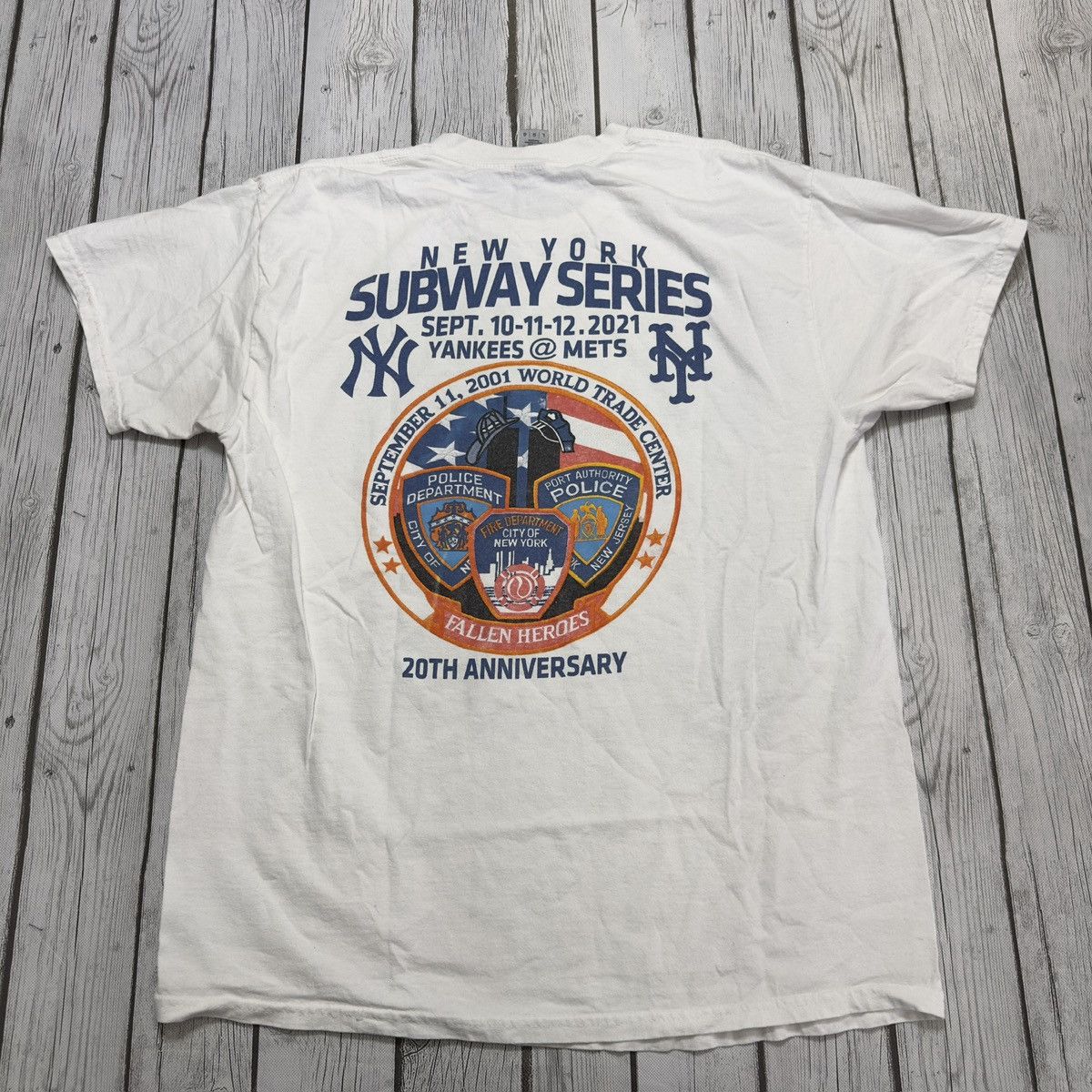 Gildan × MLB 2021 Subway Series tee Size US L / EU 52-54 / 3 - 2 Thumbnail
