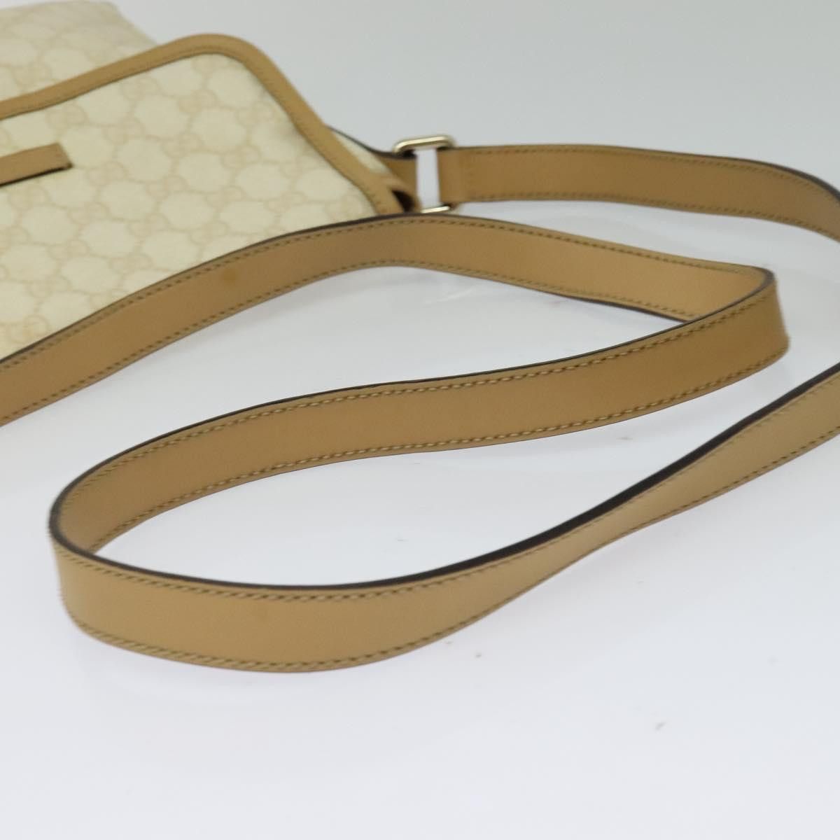 Gucci GUCCI GG Supreme Shoulder Bag Pvc White Gold Size ONE SIZE - 7 Thumbnail