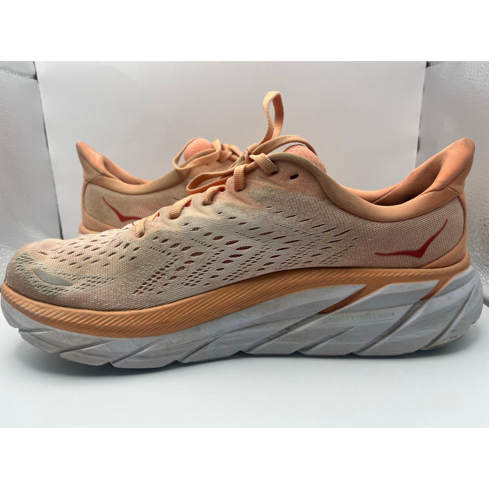 Hoka Hoka One One Clifton 8 Cantaloupe Running Shoes Women Size10 Size US 10 / IT 40 - 3 Thumbnail