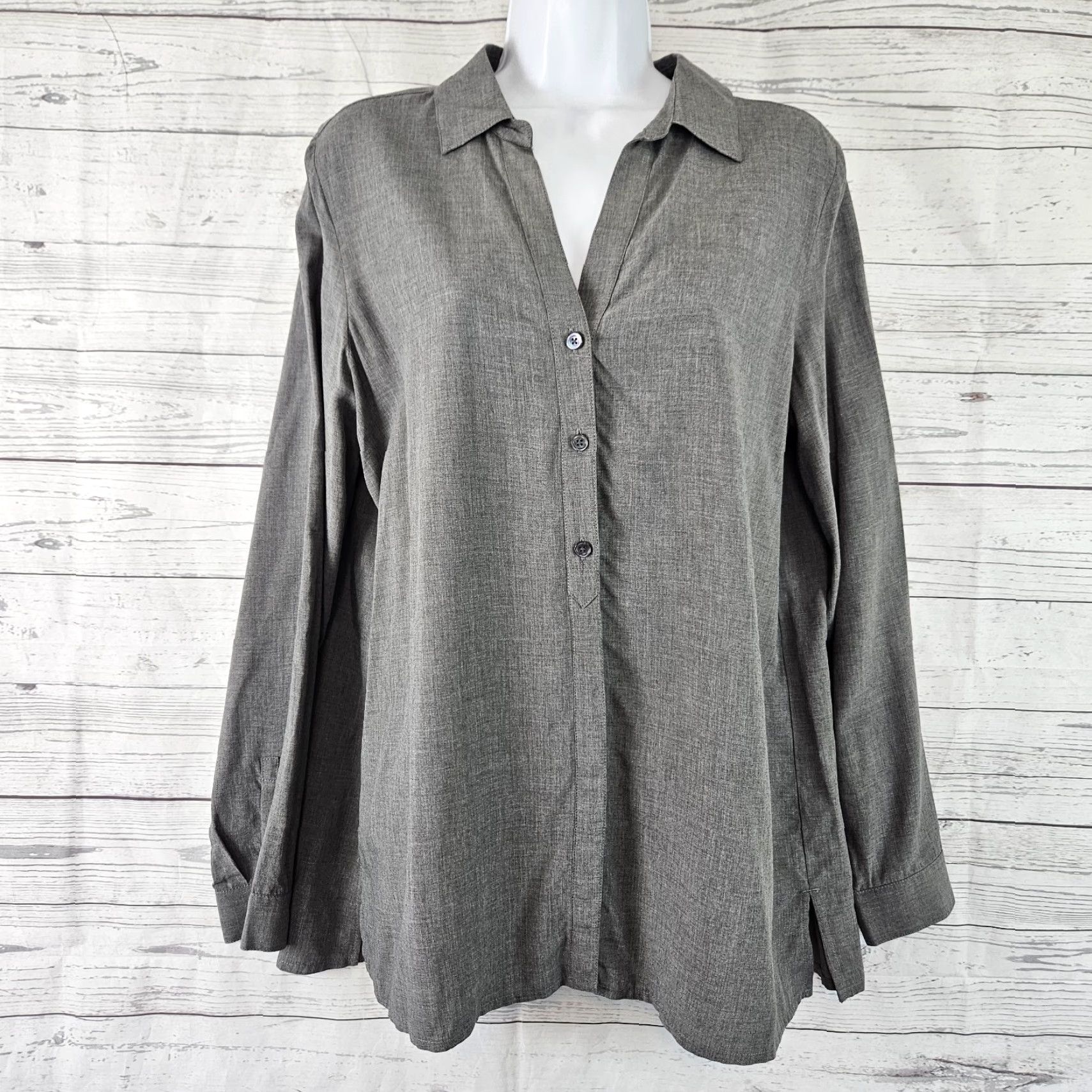 J. Jill J. Jill Button-Up Top Womens Small Gray Rayon Long Sleeve Shirt Size S / US 4 / IT 40 - 2 Thumbnail