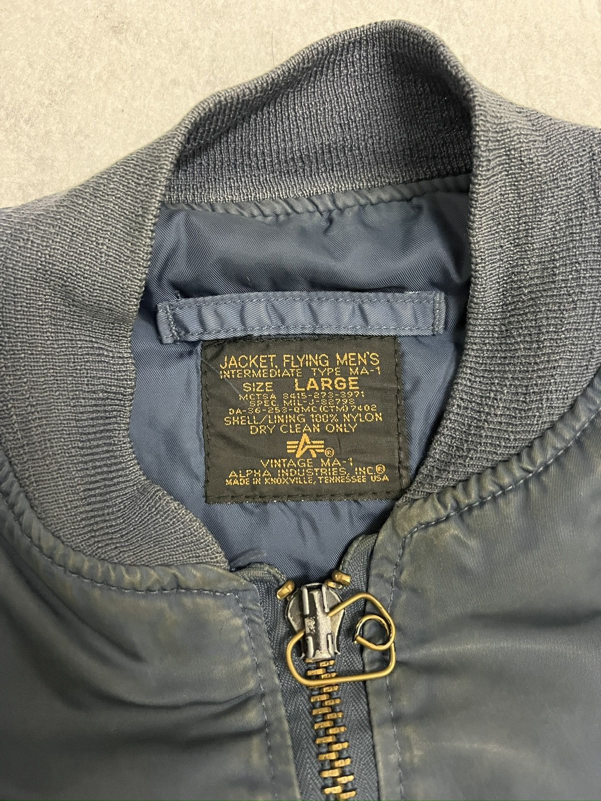 Alpha Industries 383. 80s Alpha MA-1 Flight Jacket USA Knoxville Vintage Size US L / EU 52-54 / 3 - 7 Thumbnail